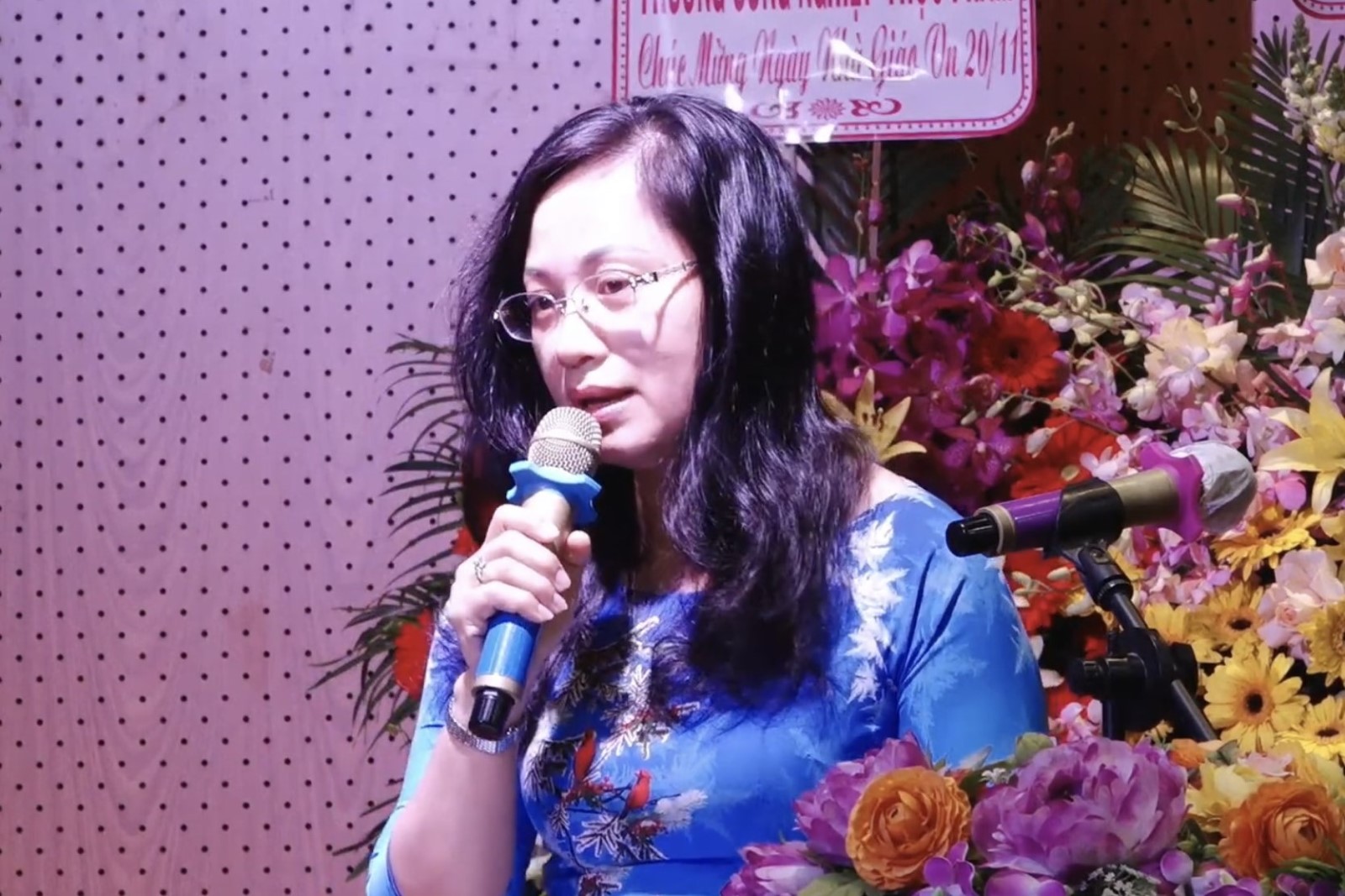 PGS. TS Lê Thị Hồng Ánh đọc diễn văn khai giảng năm học 2021-2022
