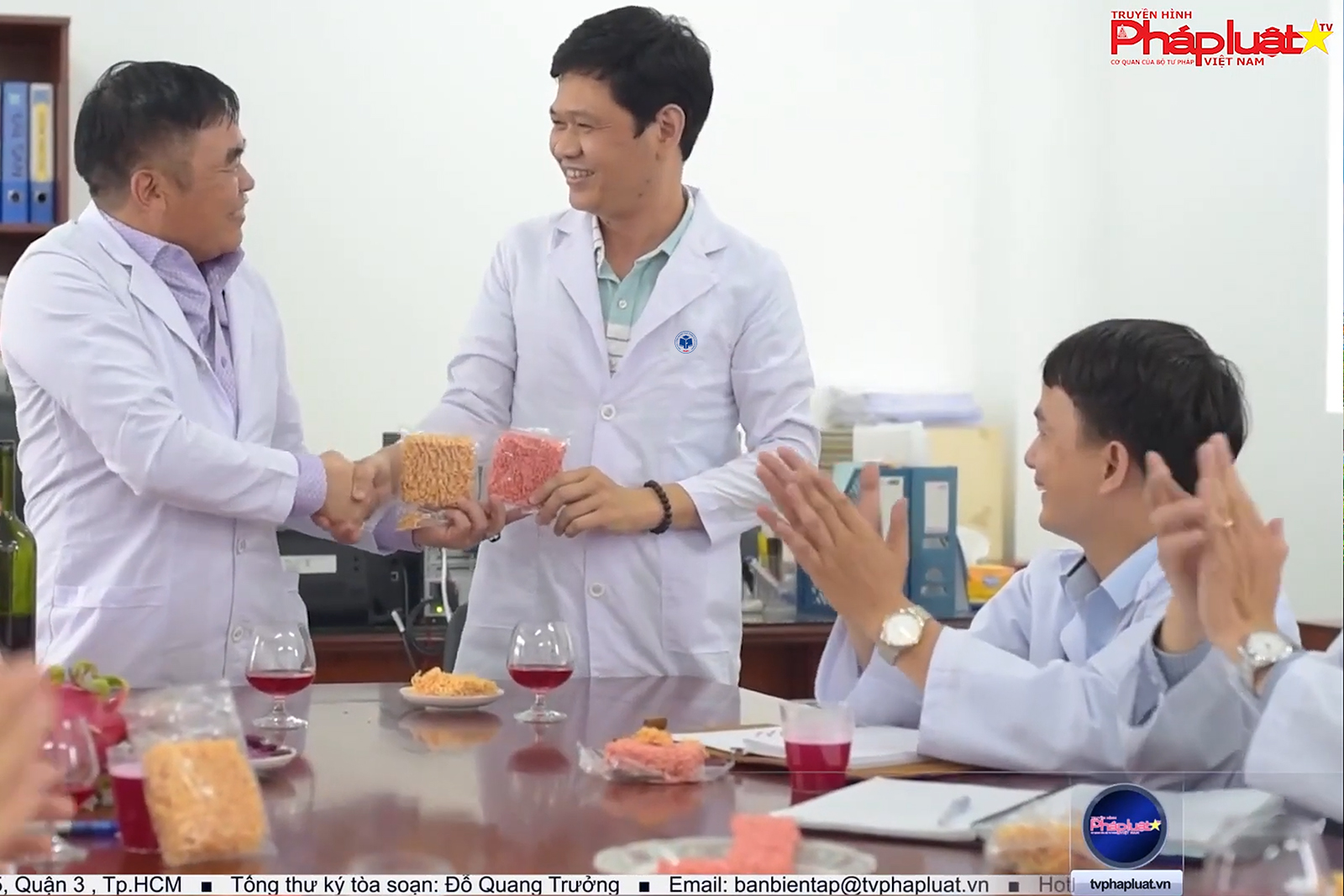 Việt Nam có mì ăn liền làm từ trái cây thanh long - Sản phẩm nghiên cứu từ trường ĐH Công nghiệp Thực phẩm TP.HCM